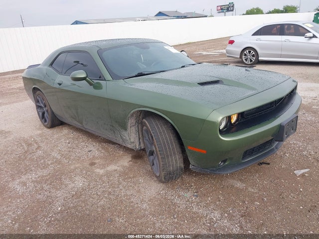 45271424 :رقم المزاد ، 2C3CDZAG7LH196959 vin ، 2020 Dodge Challenger Sxt مزاد بيع