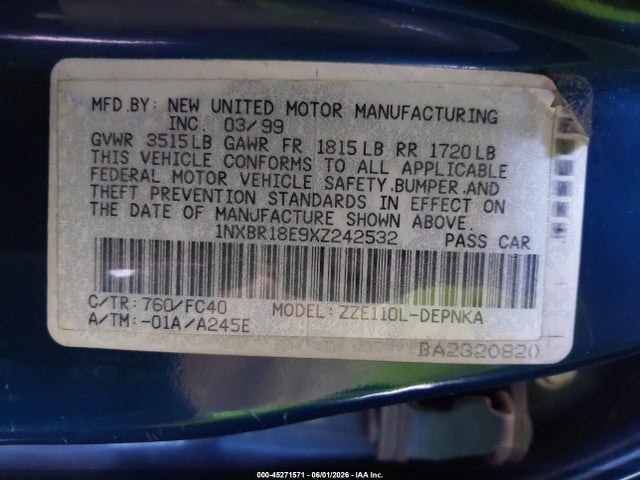 45271571 :رقم المزاد ، 1NXBR18E9XZ242532 vin ، 1999 Toyota Corolla Le مزاد بيع
