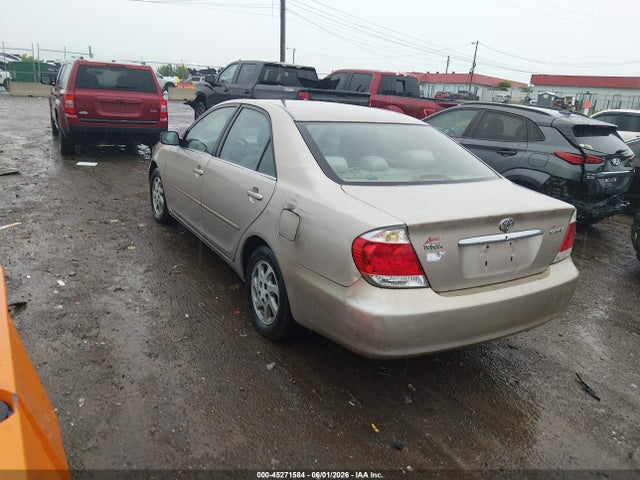 Продажа на аукционе авто 2005 Toyota Camry Std, vin: 4T1BE32K15U419075, номер лота: 45271584