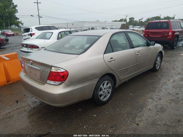 Продажа на аукционе авто 2005 Toyota Camry Std, vin: 4T1BE32K15U419075, номер лота: 45271584