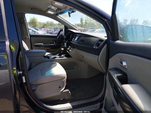 Продажа на аукционе авто 2019 Kia Sedona Lx, vin: KNDMB5C16K6541485, номер лота: 45271592