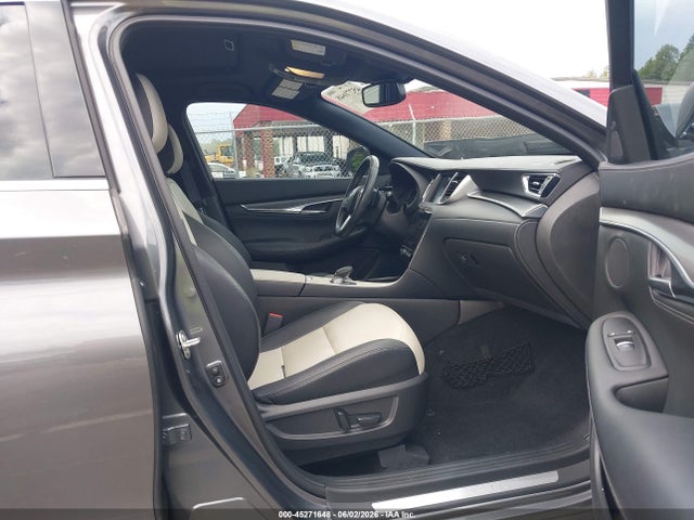 45271648 :رقم المزاد ، 3PCAJ5JR1PF112118 vin ، 2023 Infiniti Qx55 Luxe Awd مزاد بيع