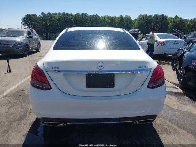 2015 Mercedes-benz C 300 Luxury 4matic მანქანა იყიდება აუქციონზე, vin: 55SWF4KB0FU015170, აუქციონის ნომერი: 45271667