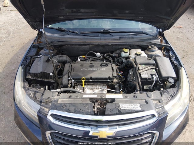 1G1PA5SH2F7210989 Chevrolet Cruze Ls Auto