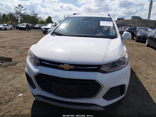 2018 Chevrolet Trax Lt მანქანა იყიდება აუქციონზე, vin: 3GNCJPSB6JL272579, აუქციონის ნომერი: 45271843