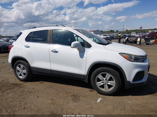2018 Chevrolet Trax Lt მანქანა იყიდება აუქციონზე, vin: 3GNCJPSB6JL272579, აუქციონის ნომერი: 45271843