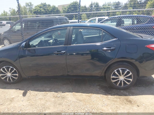 45271849 :رقم المزاد ، 2T1BURHE1JC017446 vin ، 2018 Toyota Corolla Le مزاد بيع