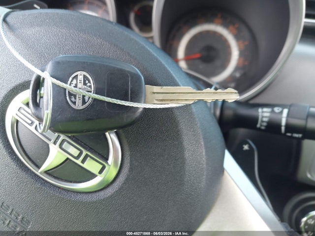 Scion TC 2015 JTKJF5C77FJ013106 Image 11