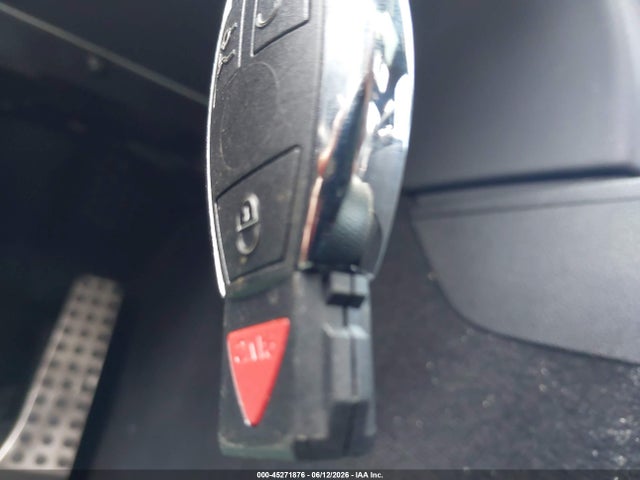 45271876 :رقم المزاد ، WDDGJ4HB7DG062832 vin ، 2013 Mercedes-benz C 250 مزاد بيع