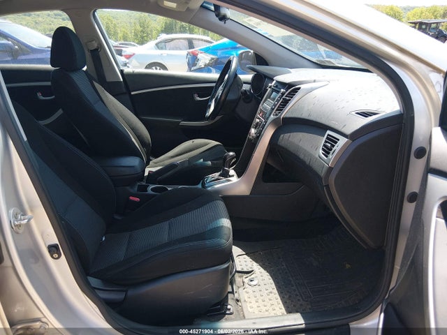 Продаж на аукціоні авто 2016 Hyundai Elantra Gt, vin: KMHD35LH4GU275134, номер лоту: 45271904