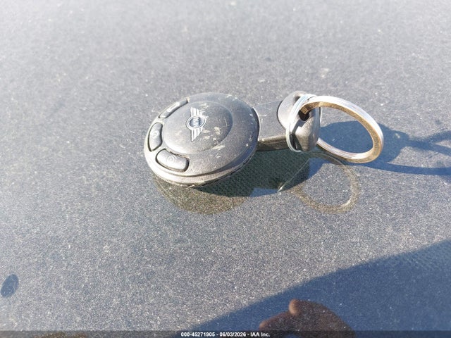 Продаж на аукціоні авто 2010 Mini Cooper S, vin: WMWMF7C55ATZ71735, номер лоту: 45271905