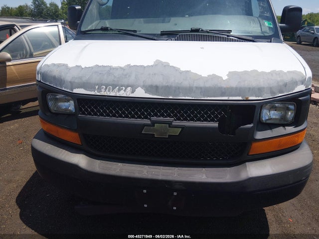 45271949 :رقم المزاد ، 1GCSGAFX1D1129931 vin ، 2013 Chevrolet Express 1500 Work Van مزاد بيع