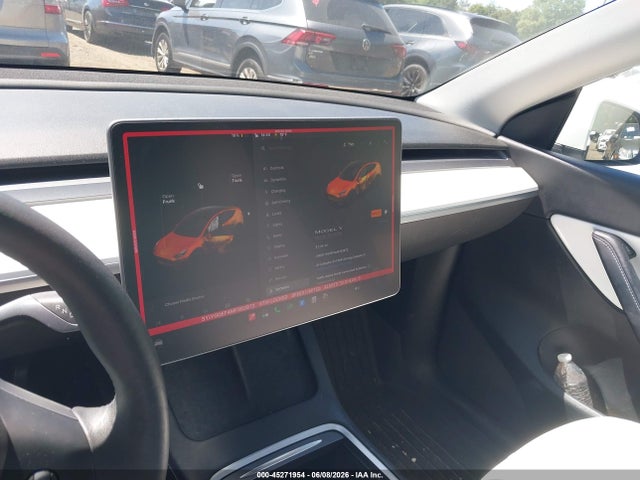 Продажа на аукционе авто 2021 Tesla Model Y Performance Dual Motor All-wheel Drive, vin: 5YJYGDEF4MF303972, номер лота: 45271954