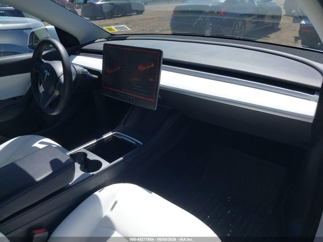 Продажа на аукционе авто 2021 Tesla Model Y Performance Dual Motor All-wheel Drive, vin: 5YJYGDEF4MF303972, номер лота: 45271954