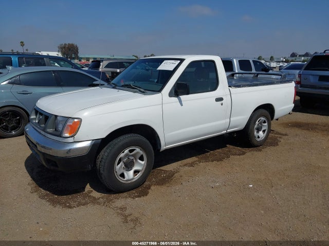45271966 :رقم المزاد ، 1N6DD21S8WC367590 vin ، 1998 Nissan Frontier Standard/xe مزاد بيع