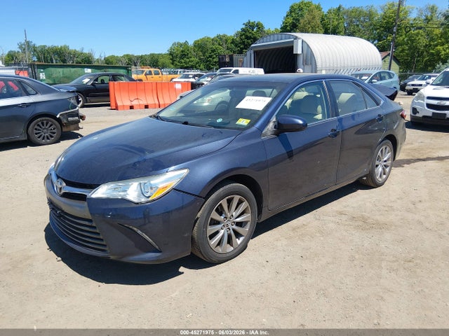 Aukcja sprzedaży 2015 Toyota Camry Xle, vin: 4T4BF1FK2FR472984, numer aukcji: 45271975