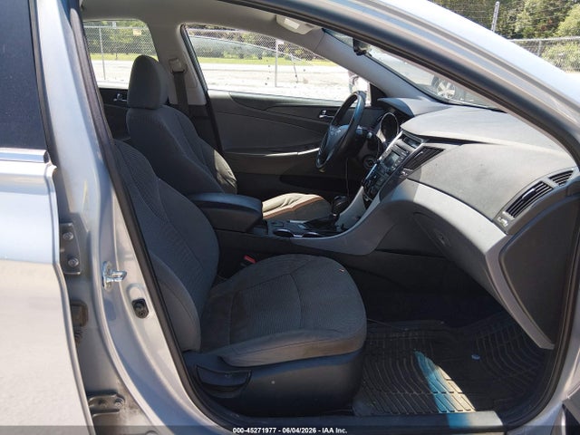 Продаж на аукціоні авто 2014 Hyundai Sonata Gls, vin: 5NPEB4AC8EH905869, номер лоту: 45271977