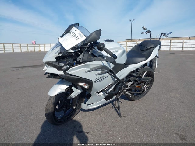 Kawasaki EX500 2025 ML5EXGG14SDA69761 Image 2