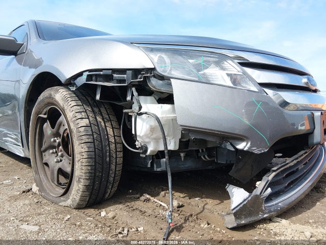 45272075 :رقم المزاد ، 3FAHP0HA2AR221019 vin ، 2010 Ford Fusion Se مزاد بيع