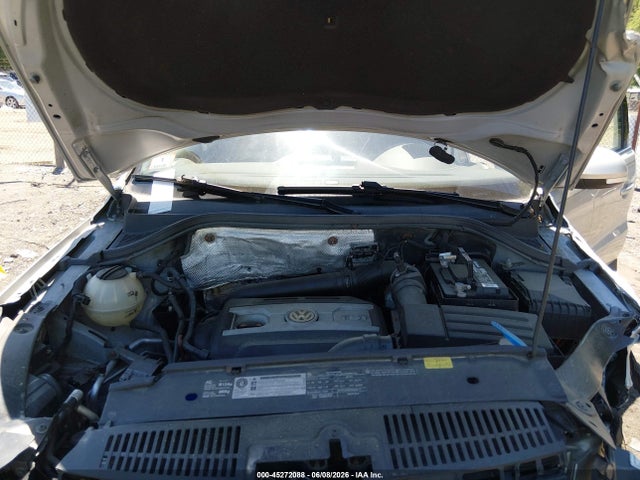 2011 Volkswagen Tiguan Se მანქანა იყიდება აუქციონზე, vin: WVGBV7AXXBW524640, აუქციონის ნომერი: 45272088