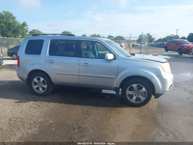 45272110 :رقم المزاد ، 5FNYF3H52FB014804 vin ، 2015 Honda Pilot Ex-l مزاد بيع