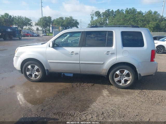 45272110 :رقم المزاد ، 5FNYF3H52FB014804 vin ، 2015 Honda Pilot Ex-l مزاد بيع