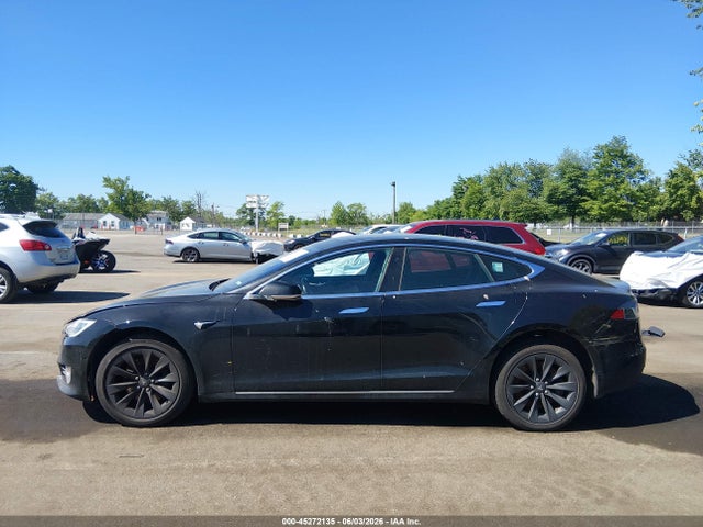 Tesla Model S 100d/75d/p100d 2018 5YJSA1E26JF259102 Image 13