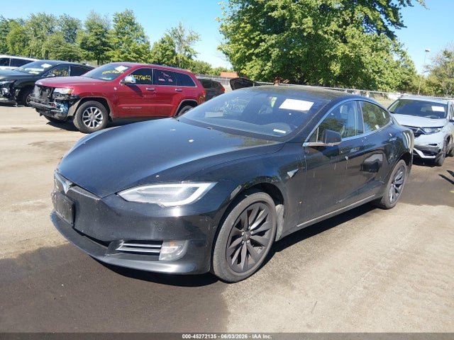 Tesla Model S 100d/75d/p100d 2018 5YJSA1E26JF259102 Image 2