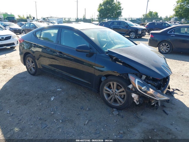2018 5NPD84LF4JH390347 main image