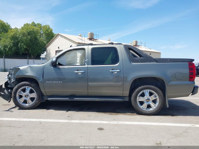 2011 Chevrolet Avalanche 1500 Ls მანქანა იყიდება აუქციონზე, vin: 3GNMCEE03BG144565, აუქციონის ნომერი: 45272227