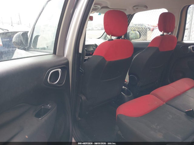 45272228 :رقم المزاد ، ZFBCFAAH7FZ033042 vin ، 2015 Fiat 500l Pop مزاد بيع
