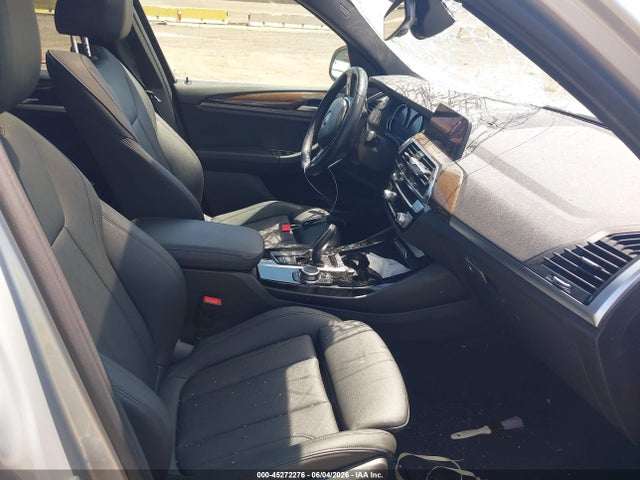 45272276 :رقم المزاد ، 5UXTY5C02M9G23881 vin ، 2021 Bmw X3 Xdrive30i مزاد بيع