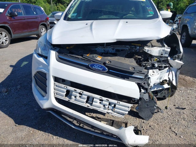 1FMCU9GX8EUA65697 Ford ESCAPE SE