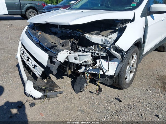 1FMCU9GX8EUA65697 Ford ESCAPE SE