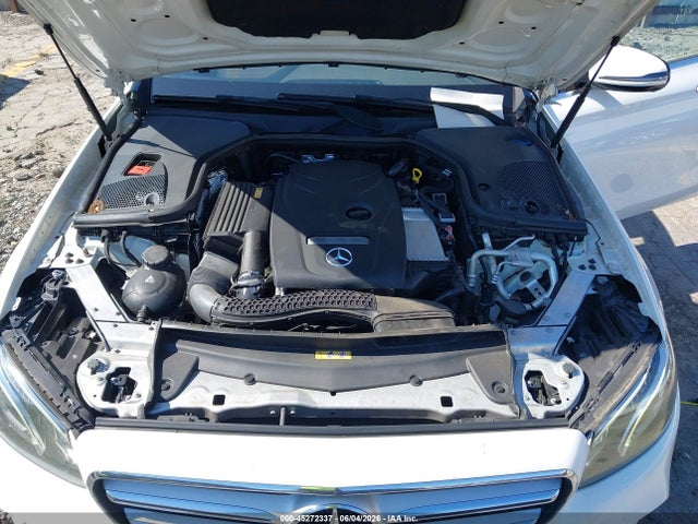 2017 Mercedes-benz E 300 მანქანა იყიდება აუქციონზე, vin: WDDZF4JB1HA098187, აუქციონის ნომერი: 45272337