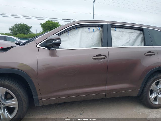 Toyota Highlander Limited 2018 5TDYZRFH0JS275232 Image 14