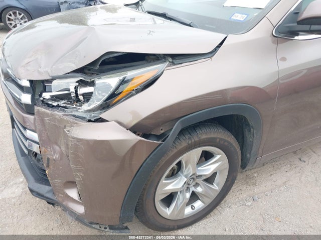 Toyota Highlander Limited 2018 5TDYZRFH0JS275232 Image 6