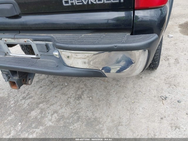 2001 Chevrolet Suburban 2500 Ls მანქანა იყიდება აუქციონზე, vin: 3GNGK26G11G278564, აუქციონის ნომერი: 45272350