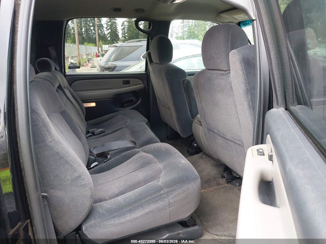 2001 Chevrolet Suburban 2500 Ls მანქანა იყიდება აუქციონზე, vin: 3GNGK26G11G278564, აუქციონის ნომერი: 45272350