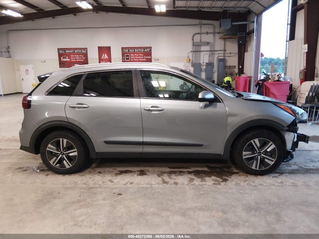 KNDCB3LC2N5506342 KIA Niro Lxs Se