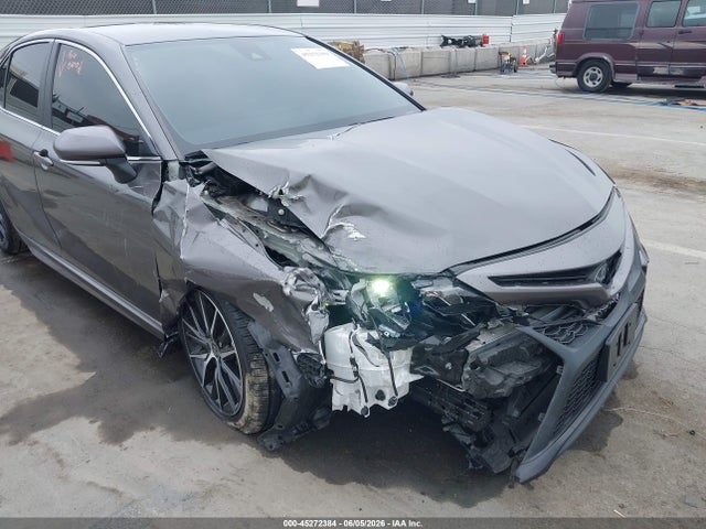 4T1G11AK0RU878305 Toyota CAMRY SE