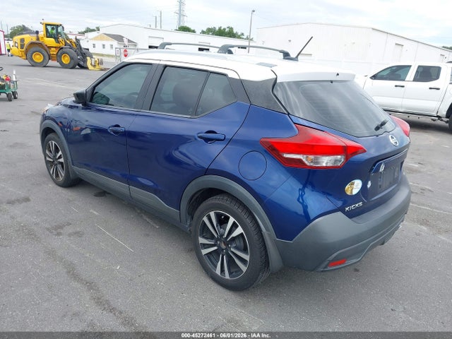 45272461 :رقم المزاد ، 3N1CP5CU8JL525447 vin ، 2018 Nissan Kicks Sv مزاد بيع
