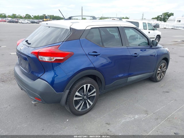 45272461 :رقم المزاد ، 3N1CP5CU8JL525447 vin ، 2018 Nissan Kicks Sv مزاد بيع