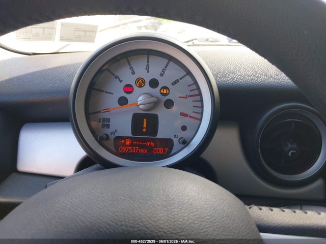 Продажа на аукционе авто 2010 Mini Cooper, vin: WMWMF3C55ATU77464, номер лота: 45272529