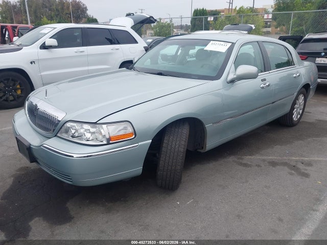 Продаж на аукціоні авто 2007 Lincoln Town Car Signature, vin: 1LNHM81W97Y635217, номер лоту: 45272533