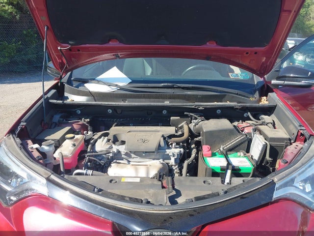 2T3JFREV8JW754076 Toyota RAV4 SE