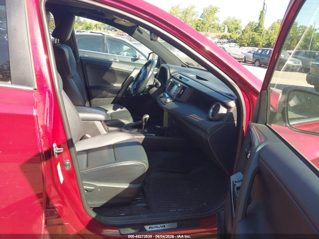 2T3JFREV8JW754076 Toyota RAV4 SE