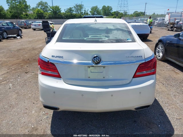 45272562 :رقم المزاد ، 1G4GB5G3XEF196535 vin ، 2014 Buick Lacrosse Leather Group مزاد بيع