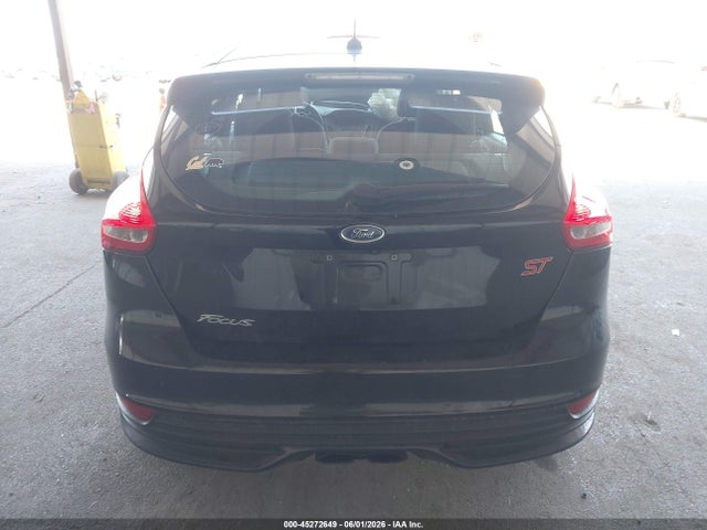 Ford FOCUS ST 2016 1FADP3L99GL406172 Image 16