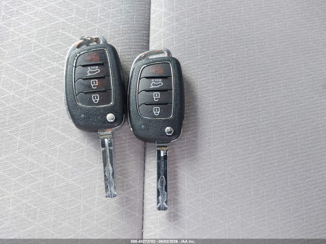 45272702 :رقم المزاد ، KM8J23A48JU698557 vin ، 2018 Hyundai Tucson Se مزاد بيع